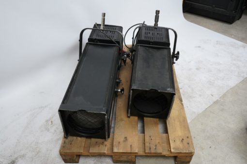 2x Cadenza Profile 2000W Tungsten - Image 4