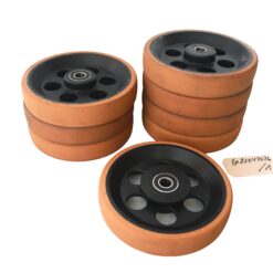 Panther Studio wheels Set ( 8 Wheels)