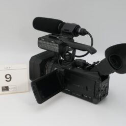Lot: 9 - HXR-NX70 Camera 1080   Sensor 1/3"