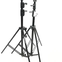 Lot: 13 - Manfrotto - 007BU Stand Aluminium black set