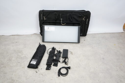Lot: 7 - TheLight Velvet 2 - Image 2