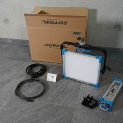 Lot: 12 - 1x CPO - S30-C Blue/silver