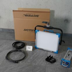 Lot: 13 - 2x CPO - S30-C Blue/silver