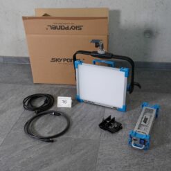 Lot: 16 - 2x CPO - S30-C Blue/silver