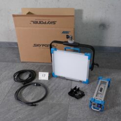 Lot: 17 - 2x CPO - S30-C Blue/silver