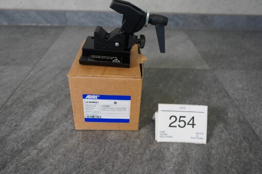 Lot: 254 - 1x Super Clamp Adapter for SkyPanel PSU - Image 2