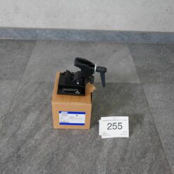 Lot: 255 - 1x Super Clamp Adapter for SkyPanel PSU