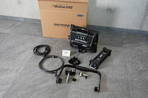 Lot: 27 - 4x CPO - S30-C Black - Image 3