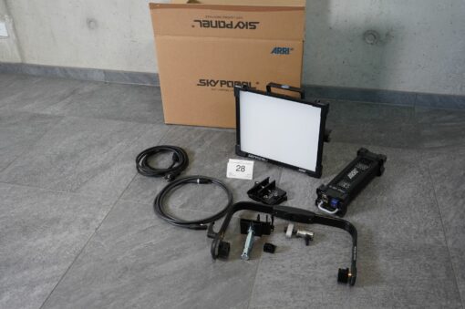 Lot: 28 - 4x CPO - S30-C Black