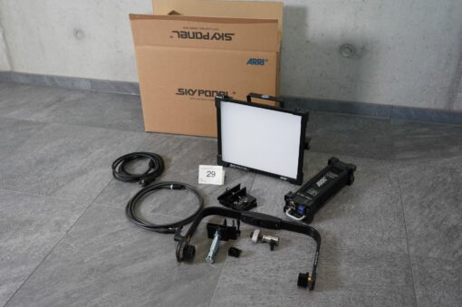 Lot: 29 - 2x CPO - S30-C Black