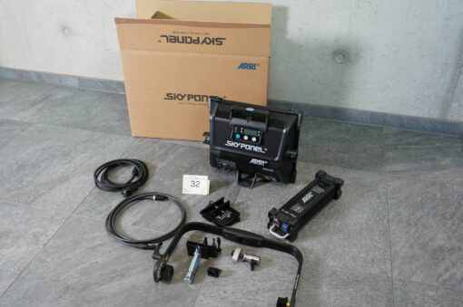 Lot: 32 - 1x CPO - S30-C Black - Image 3