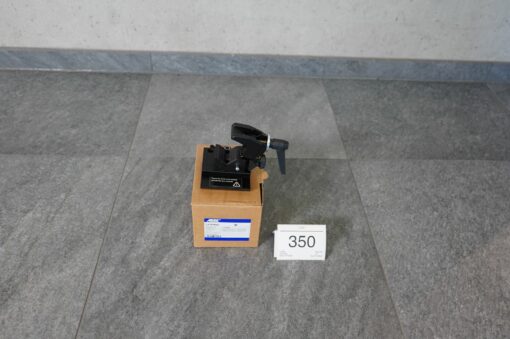 Lot: 350 - 1x Super Clamp Adapter for SkyPanel PSU