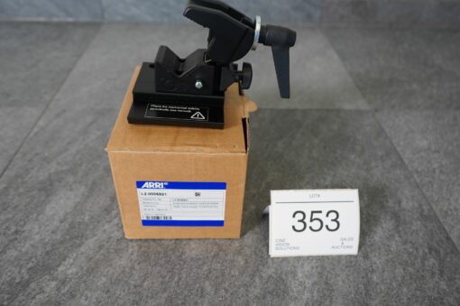 Lot: 353 - 1x Super Clamp Adapter for SkyPanel PSU - Image 2