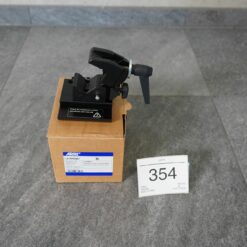 Lot: 354 - 1x Super Clamp Adapter for SkyPanel PSU
