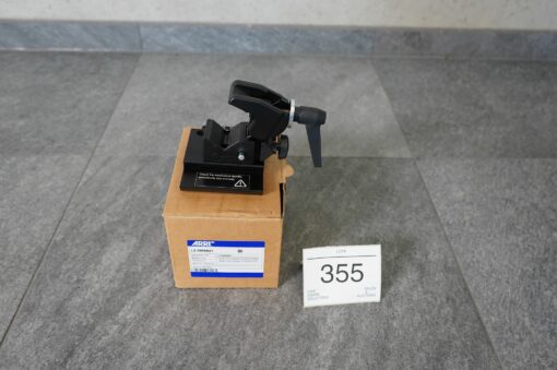Lot: 355 - 1x Super Clamp Adapter for SkyPanel PSU