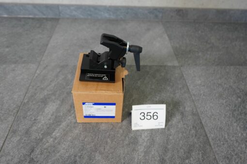 Lot: 356 - 1x Super Clamp Adapter for SkyPanel PSU