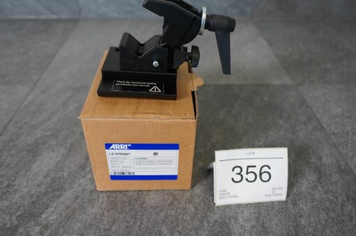 Lot: 356 - 1x Super Clamp Adapter for SkyPanel PSU - Image 2