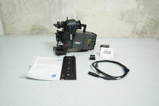 Lot: 358 - ALEXA SXT Plus bundle incl. accessories