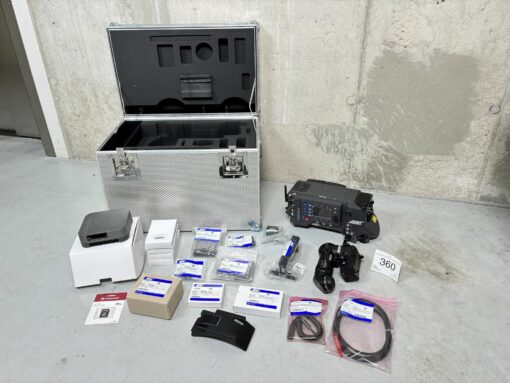 Lot: 360 - ALEXA SXT Studio bundle incl. accessories