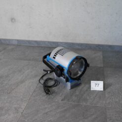 Lot: 77 - 5x L7-C Lamphead ONLY (Random accessories will be added)