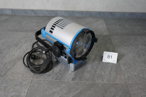 Lot: 81 - 5x L7-C Lamphead ONLY (Random accessories will be added)