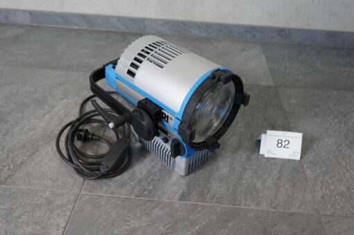 Lot: 82 - 5x L7-C Lamphead ONLY (Random accessories will be added) - Image 2
