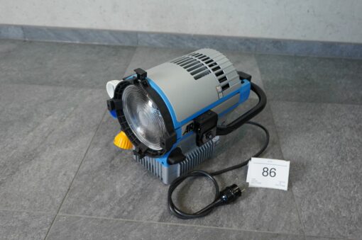 Lot: 86 - 5x L7-C Lamphead ONLY (Random accessories will be added)