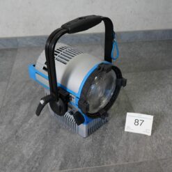 Lot: 87 - 4x L7-C Lamphead ONLY (Random accessories will be added)