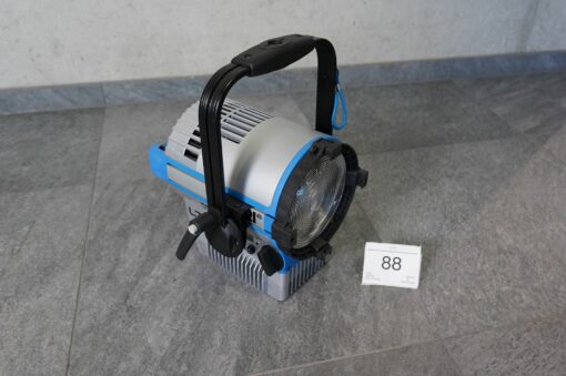Lot: 88 - 5x L7-C Lamphead ONLY (Random accessories will be added) - Image 2