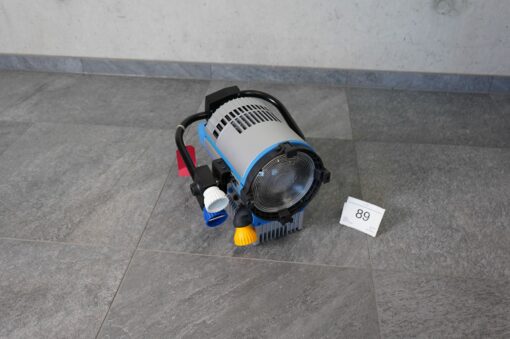 Lot: 89 - 5x L7-C Lamphead ONLY (Random accessories will be added)