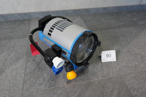 Lot: 90 - 5x L7-C Lamphead ONLY (Random accessories will be added)