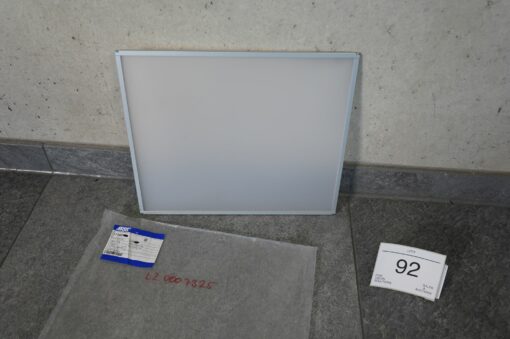 Lot: 92 - 2x Standard Diffusion for SkyPanel S30 107° HPA - Image 2
