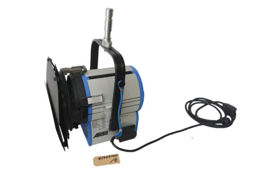 ARRI True Blue T2 2000 W Man fresnel - Image 2