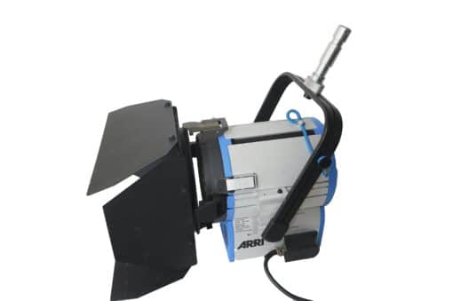 ARRI True Blue T2 2000 W Man fresnel - Image 3