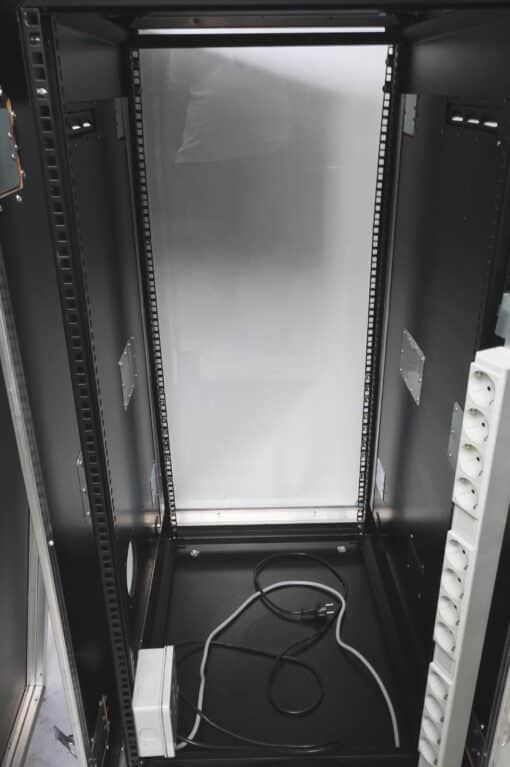 Flightcase Server/ Dimmer Rack - Image 11