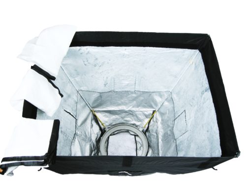 Chimera Softbox Daylight Plus M with 3 Frontscreens - Image 7