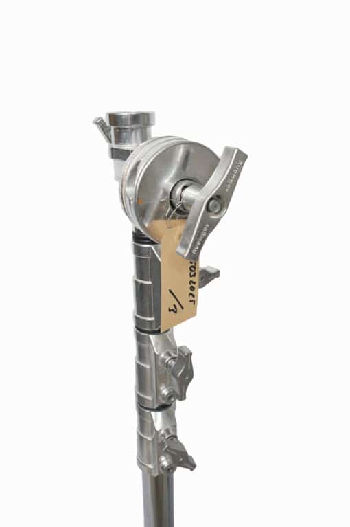 Avenger A3042CS Overhead Stand 42 Silver Set - Image 3