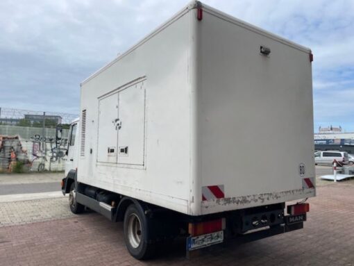 MAN L2000 4x2 Generator 115 KVA Super Silent Generator Self-propelled machine - Image 2