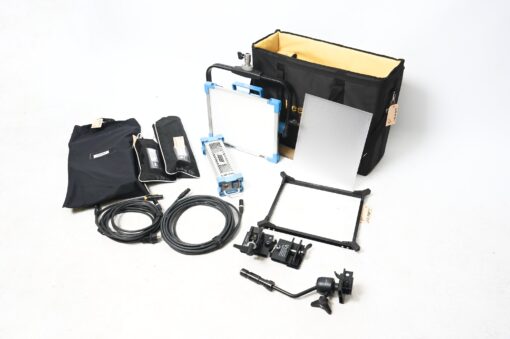 ARRI Skypanel S30C MAN Blue/Silver Kit - Image 9