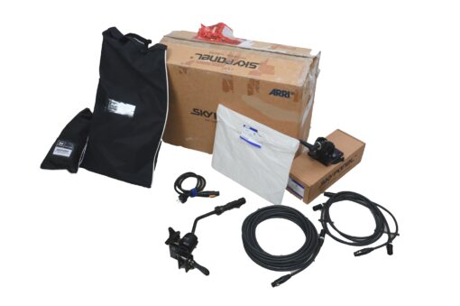 ARRI Skypanel S30C MAN Blue/Silver + lots of accessories - Image 3